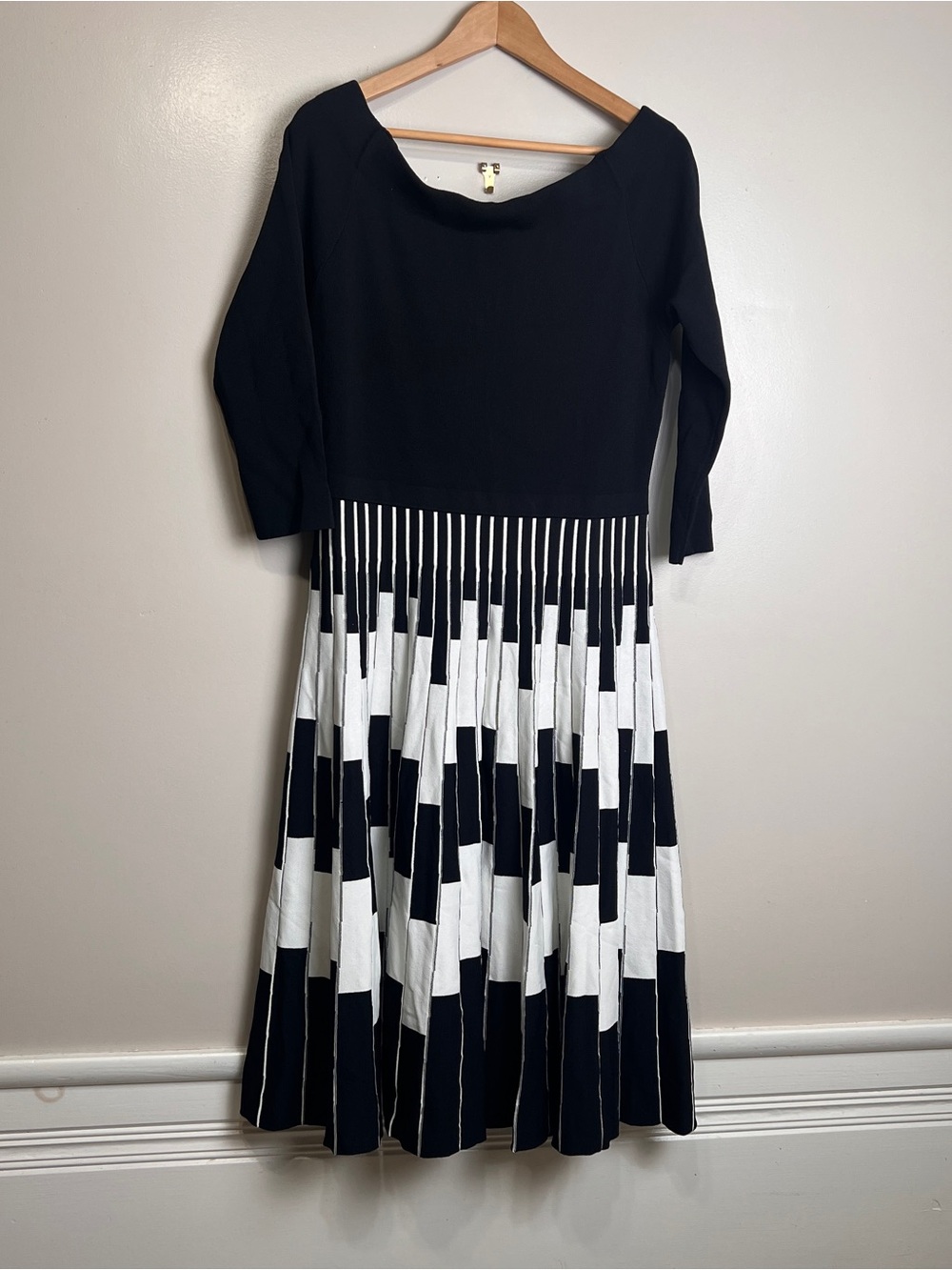 Eliza J Black & White Ponte Knit Piano Key Midi Dress Size Large, EUC